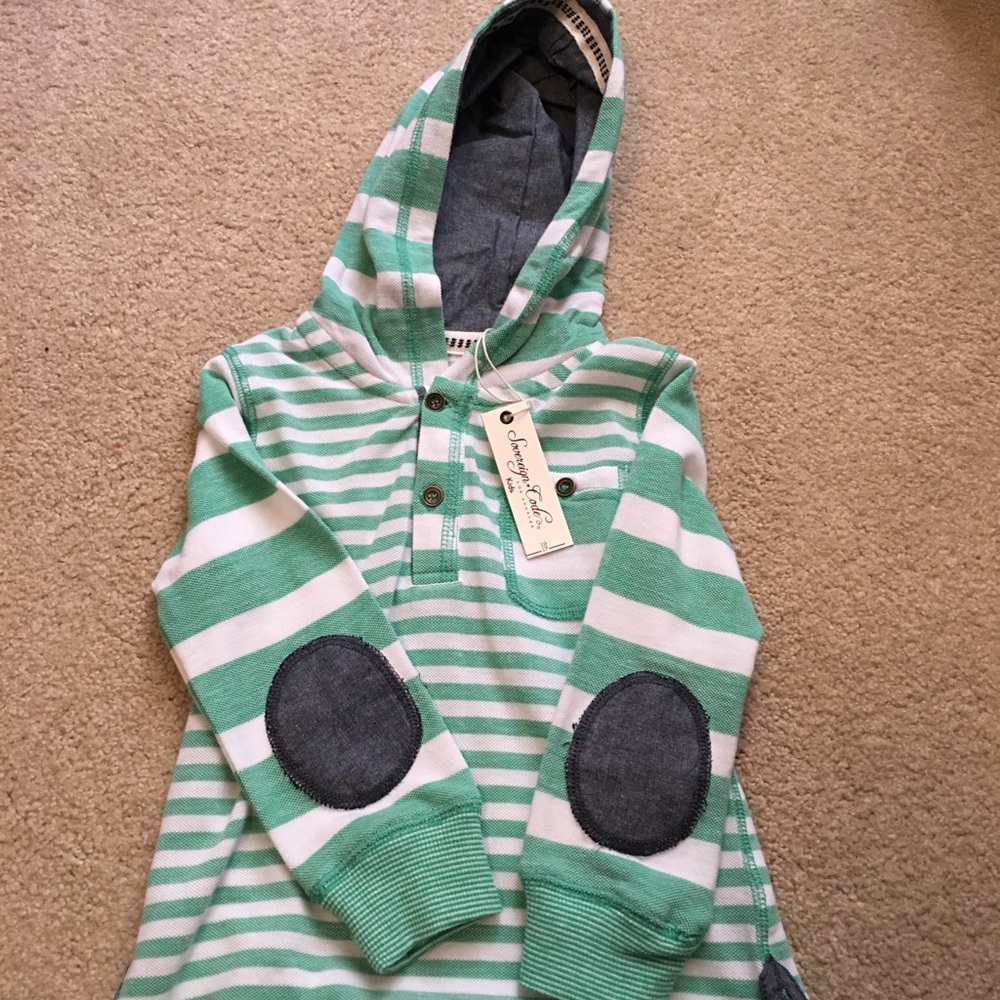 NWT green and white hoodie 2T